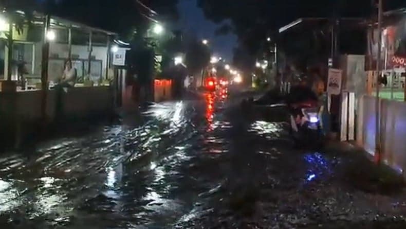 Hujan Deras di Bromo, Banjir Lumpur Rendam Puluhan Rumah di Probolinggo