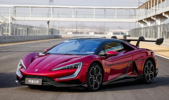 Kupas Teknologi e-Platform, BYD Buka Rahasia Mobil Terkencang hingga Berjalan seperti Kepiting