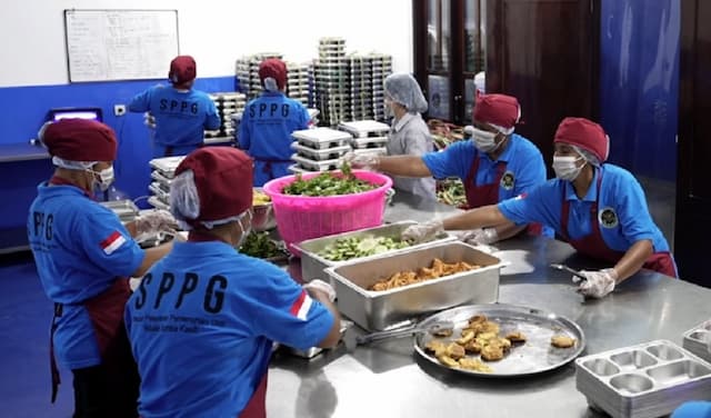 Kisah Eks Narapidana di Sumba Barat Daya Menata Ulang Hidup dari Balik Dapur MBG