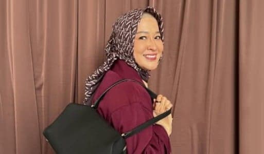 Okie Agustina Beri Kado Ultah Pakaian Dalam Seharga Jutaan Rupiah untuk sang Anak