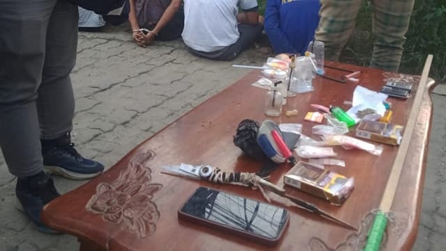 Penggerebekan Kampung Narkoba di Palembang, 6 Orang Ditangkap