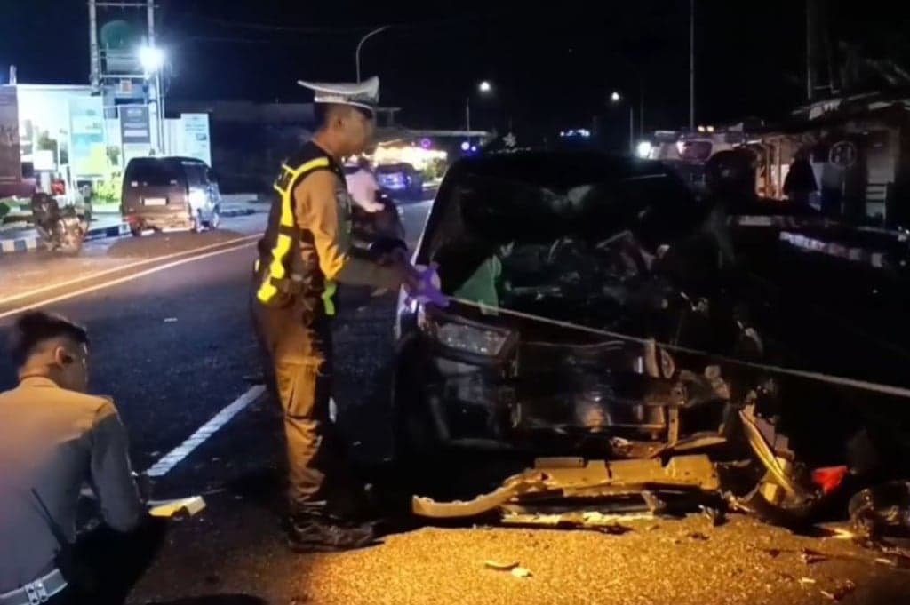 Kecelakaan Maut di Pacitan, Pemotor Tewas usai Tabrakan dengan Mobil