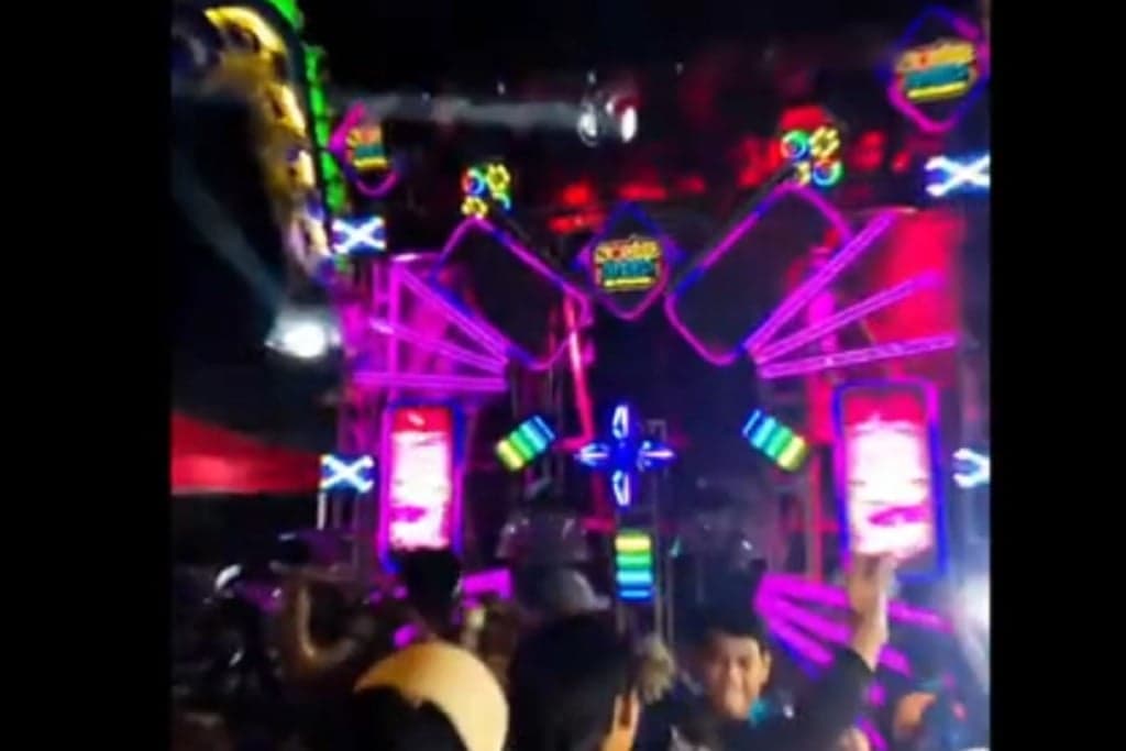 Viral Sound Horeg di Karnaval Mojokerto dari Siang hingga Pagi, Sejumlah Rumah Rusak