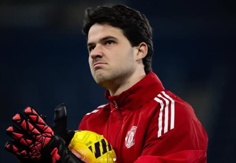 Lammens Tampil Gila vs Everton, Fans Sandingkan dengan De Gea