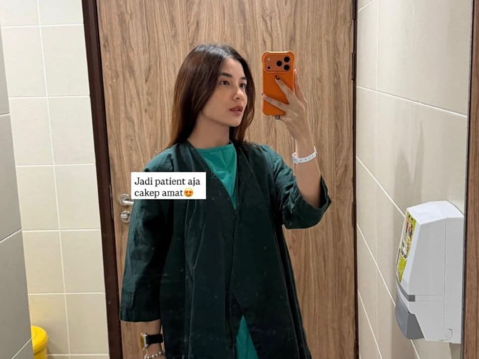 Chelsea Olivia Jalani 4 Operasi Sekaligus di Malaysia, Ada Gangguan di Rahim?