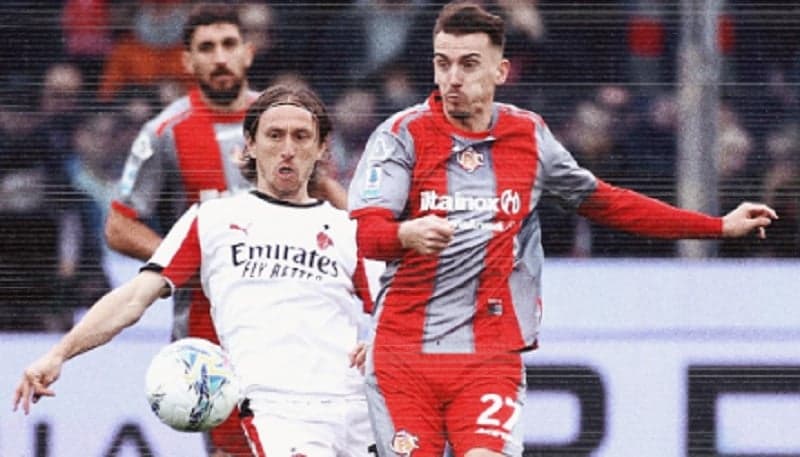 Emil Audero Kebobolan Menit Akhir, Cremonese Dibungkam AC Milan