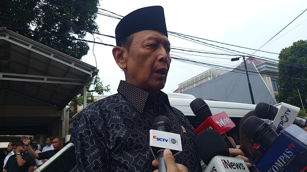 Wiranto Ungkap Try Sutrisno Masih Aktif Beri Laporan ke Prabowo sebelum Meninggal