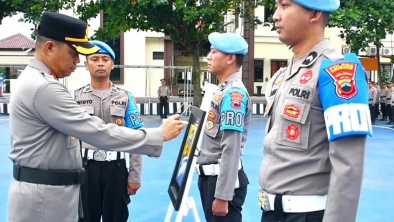 Desersi, Anggota Polres Karanganyar Bripka Hajar Dwi Nugroho Dipecat