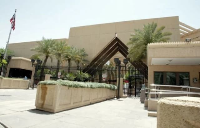 Perang Meluas! AS Perintahkan Seluruh Diplomatnya Tinggalkan Arab Saudi