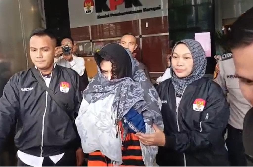 Ditangkap KPK, Fadia Arafiq Ngaku Tak Paham Aturan gegara Dulu Pedangdut