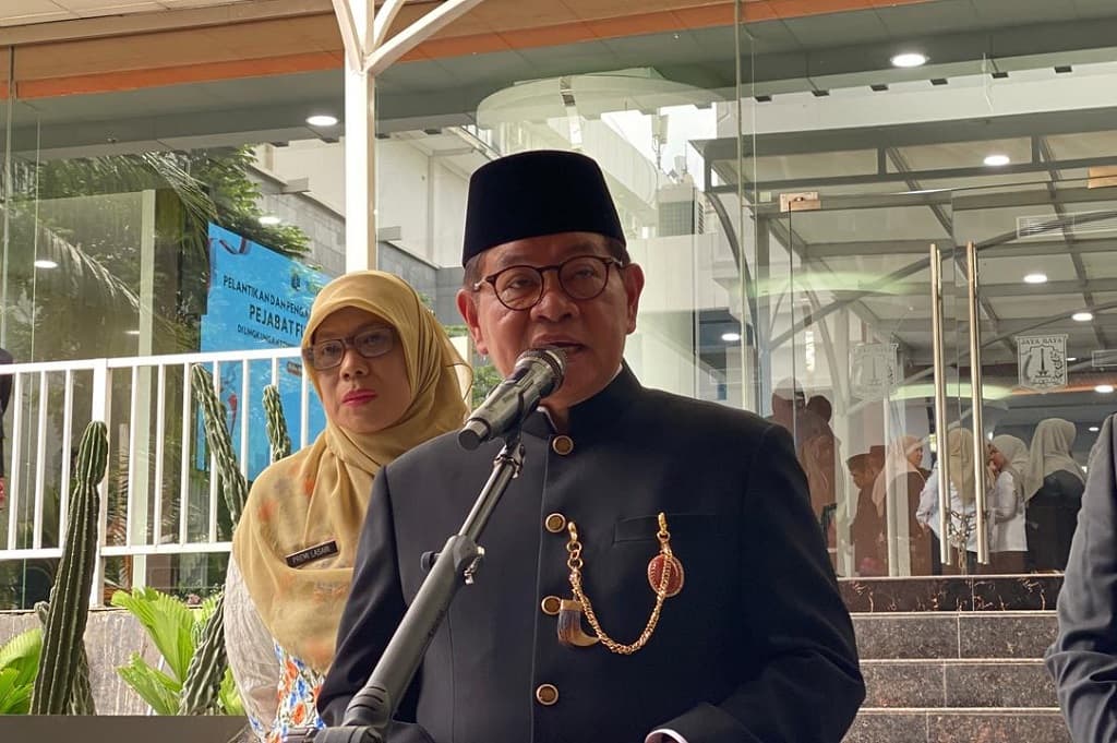 Pramono Ancam Sanksi ASN yang Bandel Tak Naik Transportasi Umum Tiap Rabu