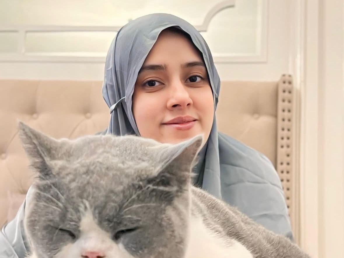 Fadia Arafiq Tersangka Korupsi, Fairuz A Rafiq Tetap Dukung Kakak Tercinta