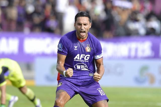 Ezra Walian Comeback ke Timnas Indonesia, Pelatih Persik Kediri Beri Respons