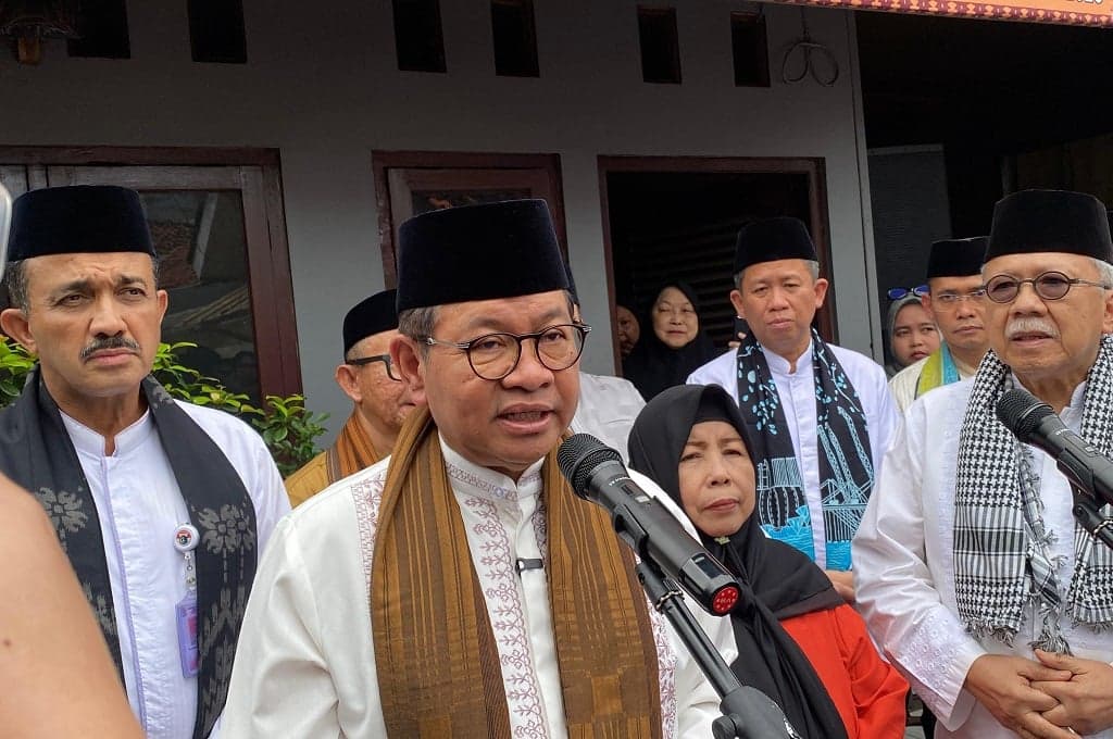 Stiker QR Judol Beredar di Jakarta, Pramono Tegaskan Perang Lawan Judi Online