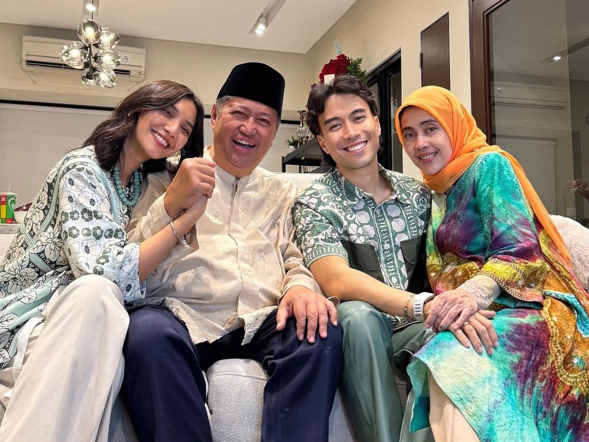 Mengharukan, Ibu Vidi Aldiano Bersaksi Sheila Dara Menantu Luar Biasa