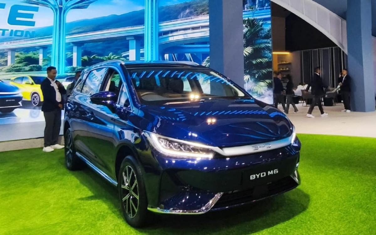 Tertangkap sedang Diuji Jalan, Apakah M6 PHEV Bakal Mengaspal di Indonesia? Begini Kata BYD