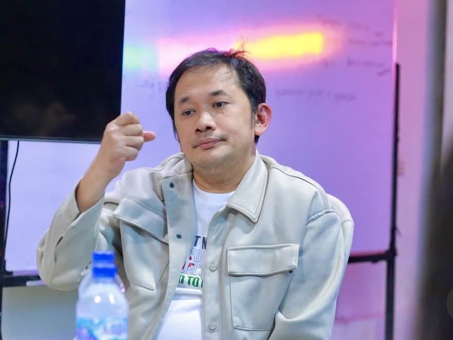 Terungkap! Ini Penyebab Hanung Bramantyo Bernapas Hanya dari Satu Lubang Hidung