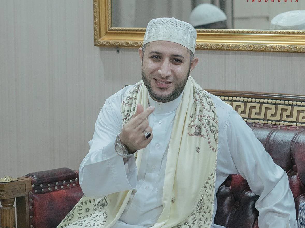 Profil Syeikh Ahmad Al-Misry, Ulama Mesir yang Viral di Medsos