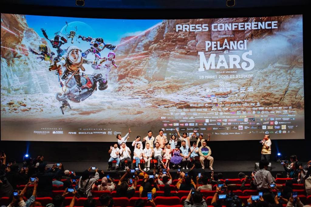 Film Pelangi di Mars Resmi Mendarat di Jakarta, Gala Premiere-nya Bikin Penonton Terharu