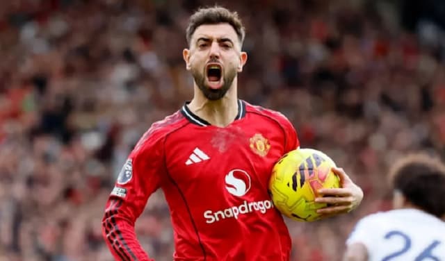 Bruno Fernandes Pemain Terbaik Liga Inggris 2025-2026, Samai Rekor Dua Legenda
