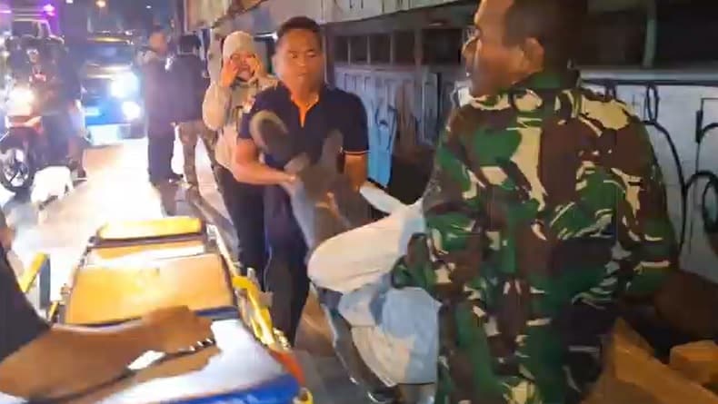 Kecelakaan di Brebes, Pemudik Motor Tabrak Perempuan Menyeberang Usai Salat Subuh Kecelakaan di Brebes, Pemudik Motor Tabrak Perempuan Menyeberang Usai Salat Subuh