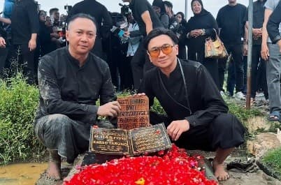 Saksikan Detik-Detik Ibunda Meninggal, Anji Manji Sempat Mengira Mama Tertidur