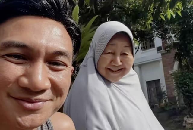 Mengharukan, Anji Manji Sempat Ajak Ibunda Jadi Model Video Klip Lagunya Sebelum Meninggal