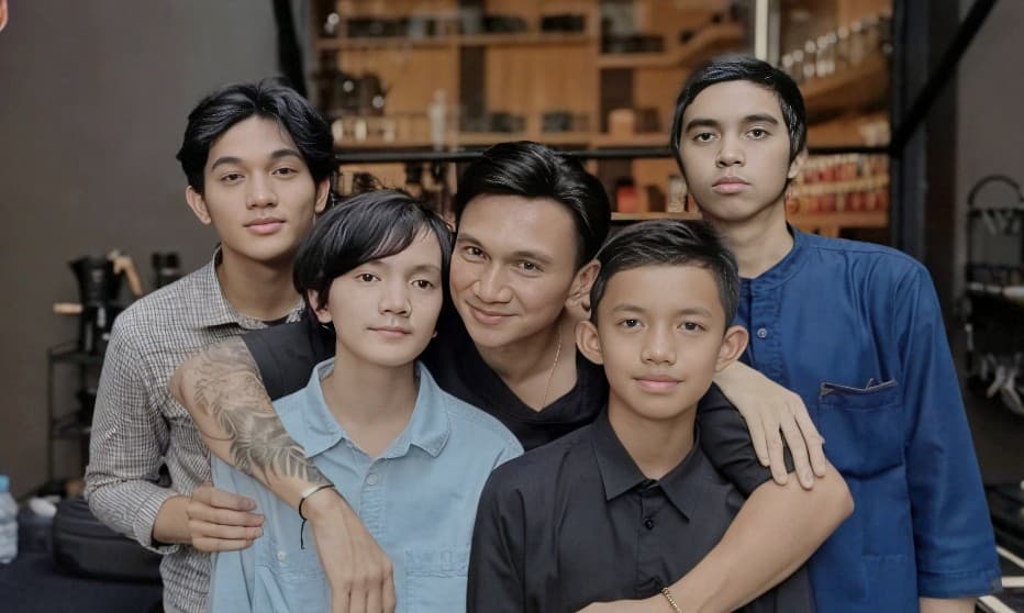 Anji Manji Ungkap Fakta Mengejutkan Tanggal Lahirnya Sama dengan Ibu dan sang Anak 