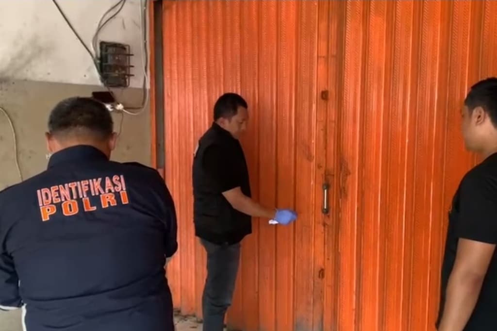 Geger! Mayat Korban Mutilasi Ditemukan dalam Freezer di Kios Ayam Geprek Bekasi