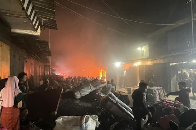 Kebakaran Hebat Hanguskan 4 Ruko di Wamena, 11 Orang Tewas