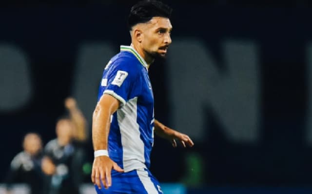 Frans Putros Bawa Irak ke Piala Dunia 2026, Persib Bandung Panen Duit FIFA?