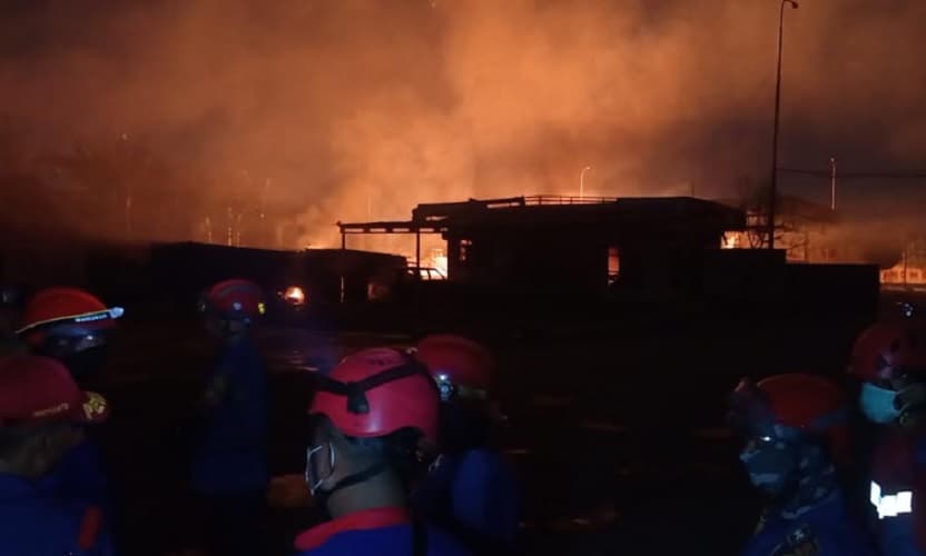 Kebakaran Hanguskan Stasiun Pengisian Gas Elpiji Cimuning Bekasi, 3 Orang Luka Bakar