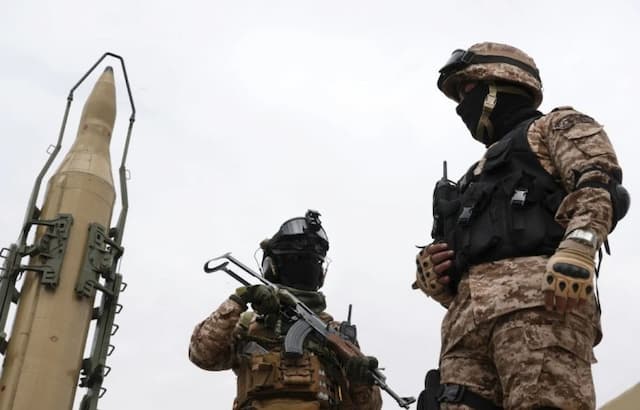 Iran Pantau Ketat Pergerakan Pasukan AS, Siap Hadapi Serangan Darat