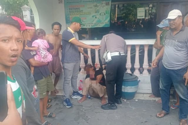 Penjambret Kalung Emas di Kenjeran Terjebak Macet saat Kabur, Berujung Diamuk Massa