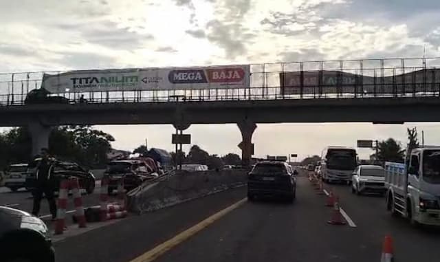 Arus Balik Libur Panjang, Contraflow Diterapkan di KM 55-47 Tol Jakarta-Cikampek 