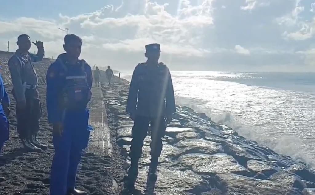 Niat Tolong Warga Tenggelam, Pemuda di Gianyar Hilang Terseret Arus Pantai Purnama