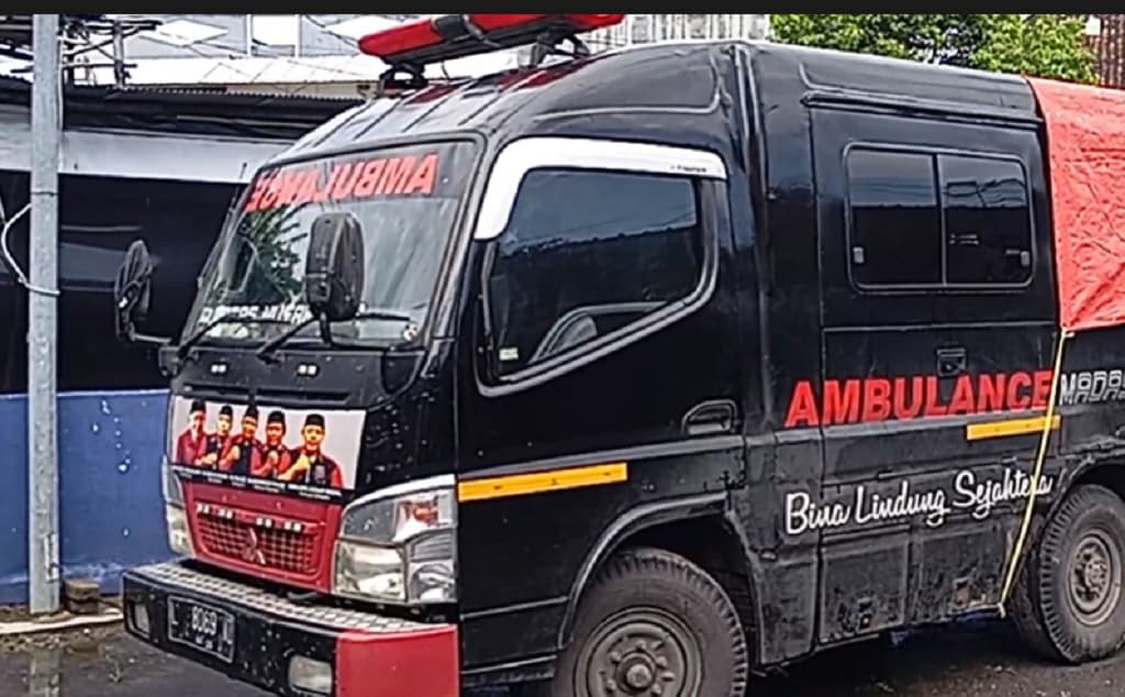 Kecelakaan Maut di Bangkalan, Ambulans Angkut Jenazah Tabrak Pemotor hingga Tewas