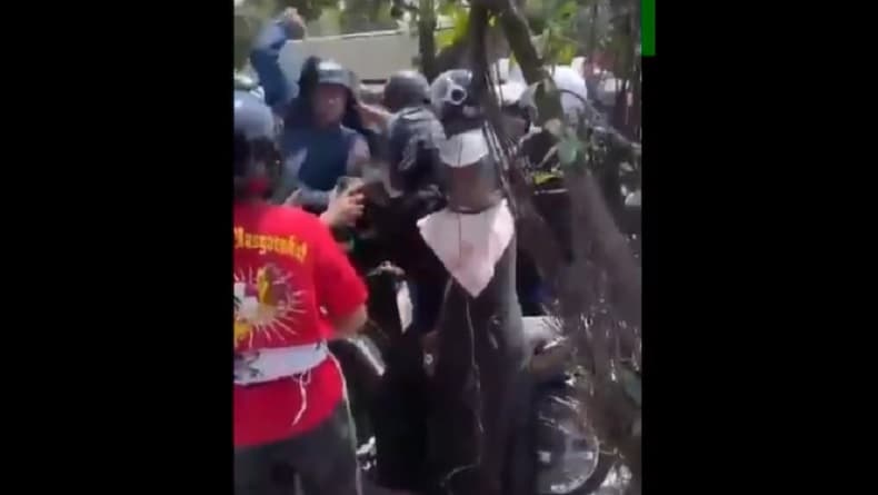 Viral! Pengeroyokan Pemotor oleh Anggota Perguruan Silat di Ngawi, 2 Pelaku Ditangkap