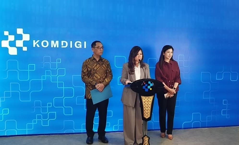 Tak Patuhi PP Tunas YouTube Kena Tegur, Meutya Hafid: Jangan Main-Main dengan Aturan Indonesia