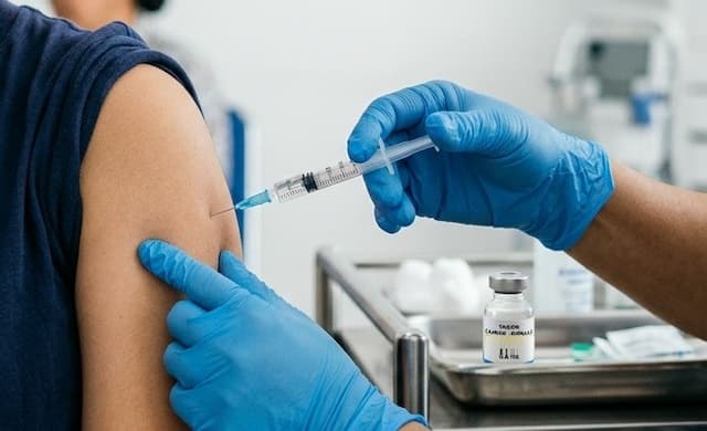 5 Fakta Vaksin Campak Orang Dewasa, Nomor 4 Wajib Diperhatikan!