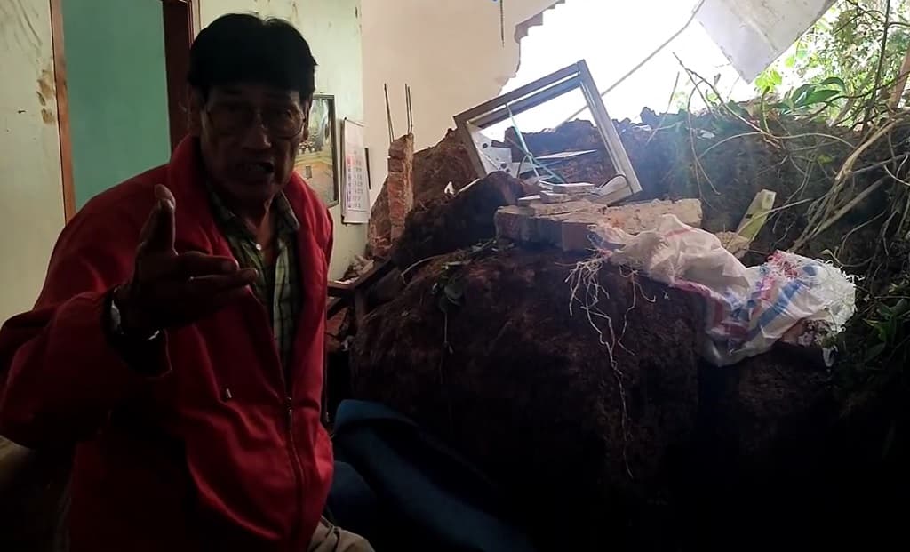 Tebing 7 Meter di Sukabumi Longsor Terjang Rumah, Penghuni Nyaris Terkubur