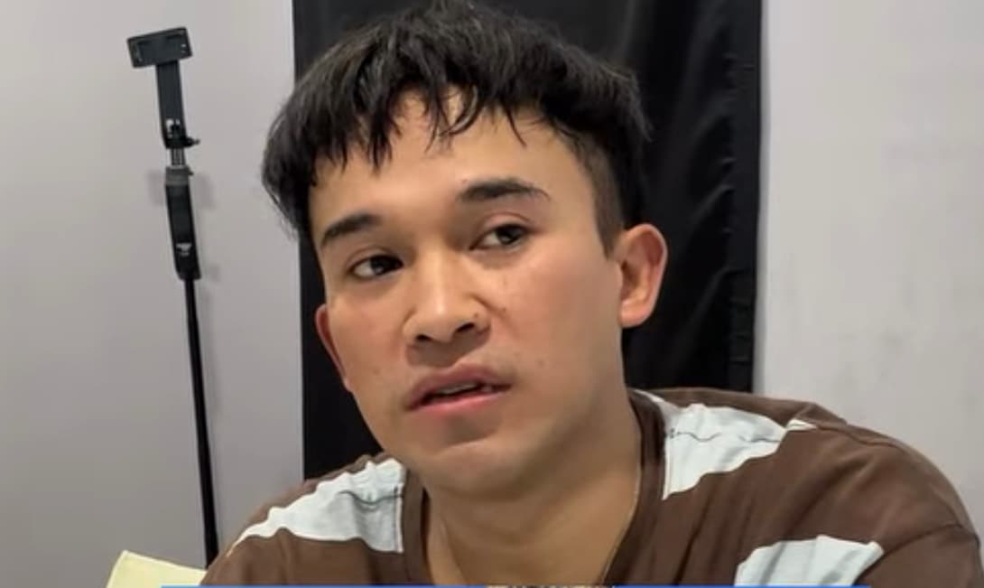 Sering Dicubit dan Ditampar, Anwar BAB Minta Fans Jangan Sentuh dan Grepe-Grepe saat Foto Bareng