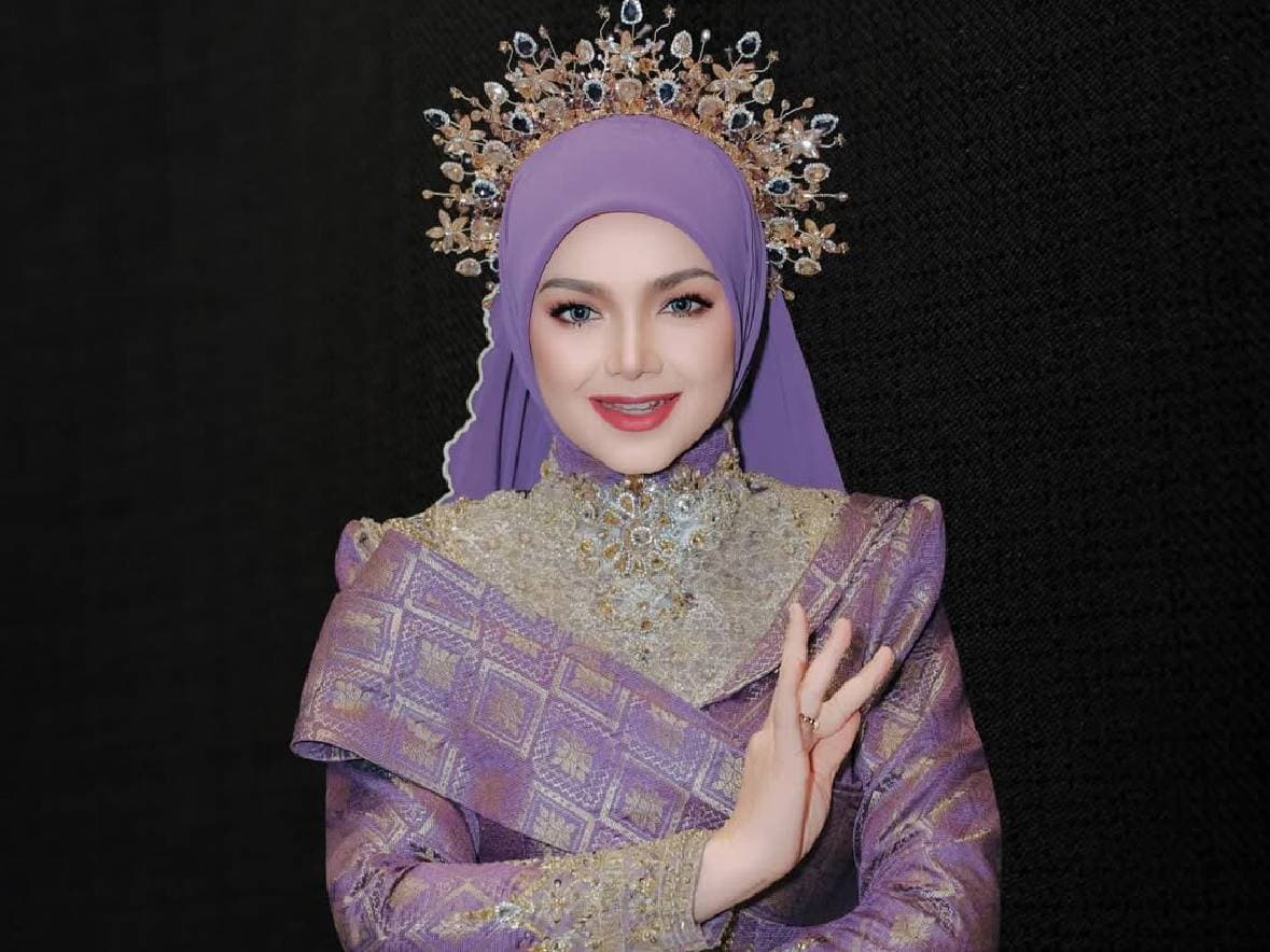 Nahas! Siti Nurhaliza Kecelakaan di Jalan Tol, Banjir Doa Netizen