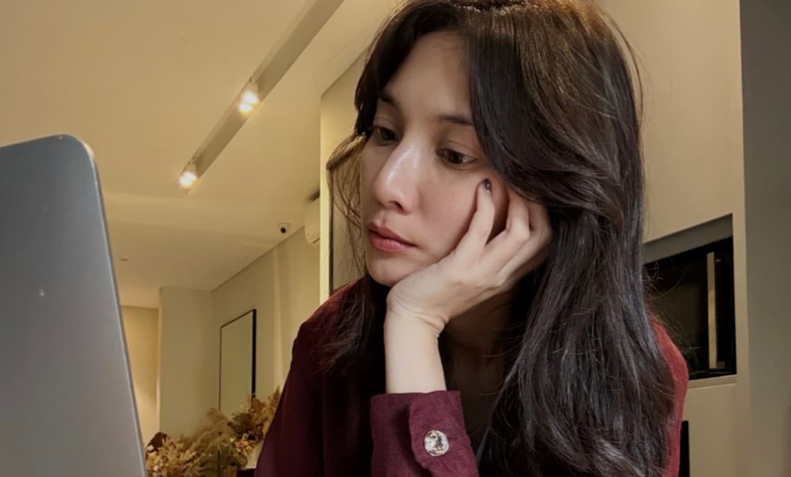 Tak Hadir di Pengajian 40 Hari Vidi Aldiano, Begini Kondisi Terkini Sheila Dara