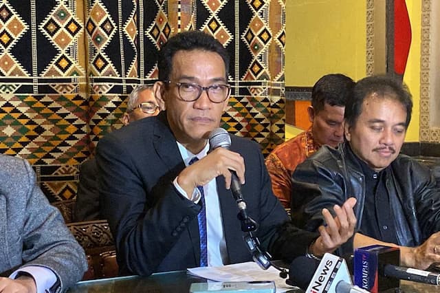 Refly Harun: Peluang Berkas Perkara Ijazah Jokowi Dinyatakan Lengkap Kecil