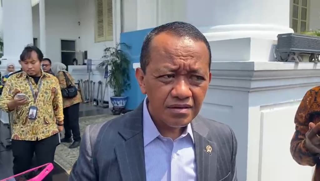 Bahlil Sebut Aturan DHE Wajib Ditempatkan di Himbara Tak Berlaku untuk Migas