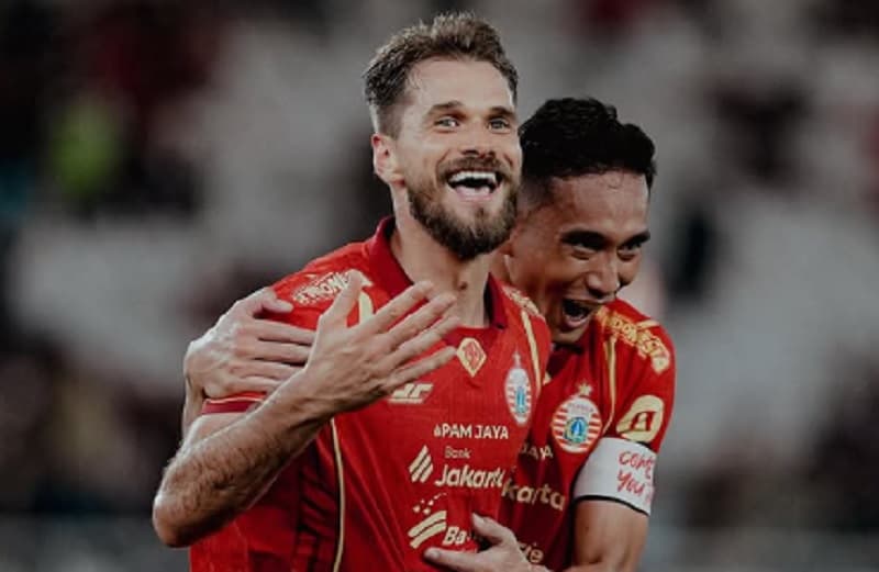 Telat Panas! Persija Bangkit dan Bantai Persis Solo, SUGBK Berpesta