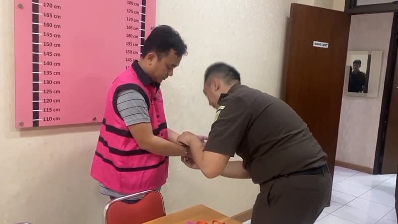 Pegawai Bank di Surabaya Ditahan terkait Dugaan Korupsi Rp2,9 Miliar