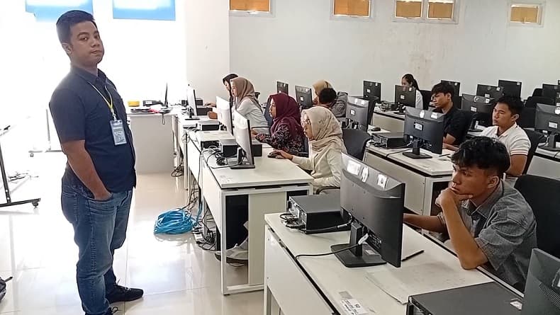 Panitia Temukan Kecurangan Peserta UTBK di Magelang, Gunakan Perangkat di Telinga