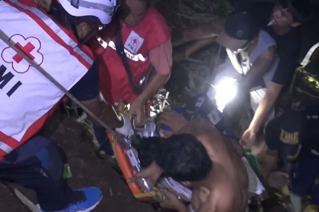 Niat Tolong Orang, Remaja di Salatiga Malah Ikut Masuk Jurang 10 Meter